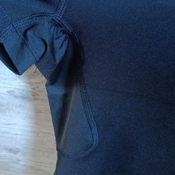 Adidas Youth techfit Sports Jersey - Picture 6 of 8